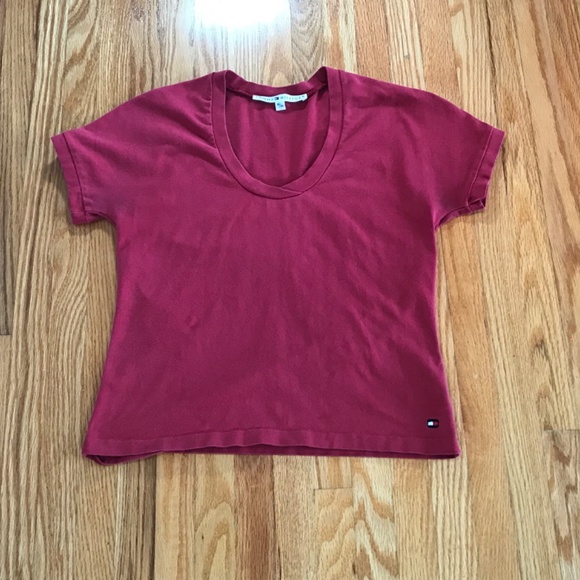 Vintage Tommy Hilfiger Women’s Form Fitting Red Short Sleeved T-Shirt With Scoop - Picture 9 of 9